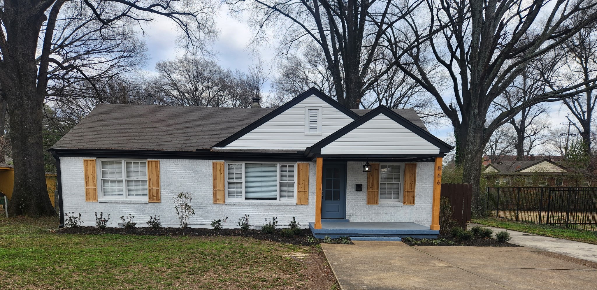Property main image